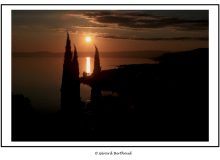 COUCHER DE SOLEIL SUR LE LAC LEMAN A LA HAUTEUR DE MONTREUX